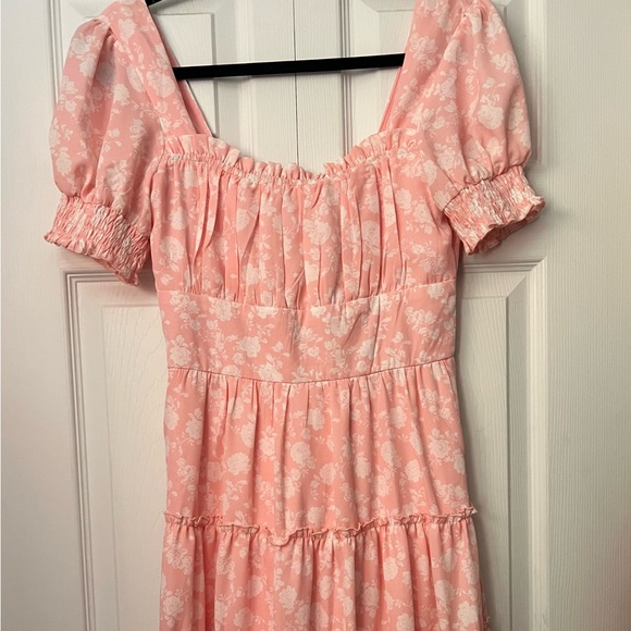 Trixxi Dresses & Skirts - pink floral mini dress - size medium